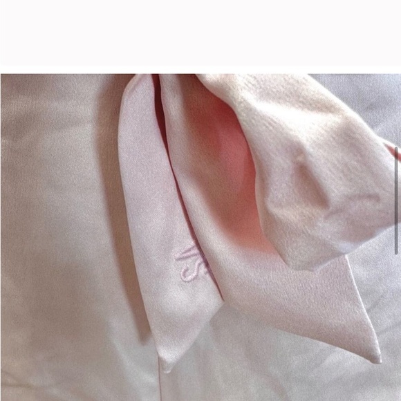 NWOT Satiny Soft Victorias Secret Romper - Picture 3 of 7